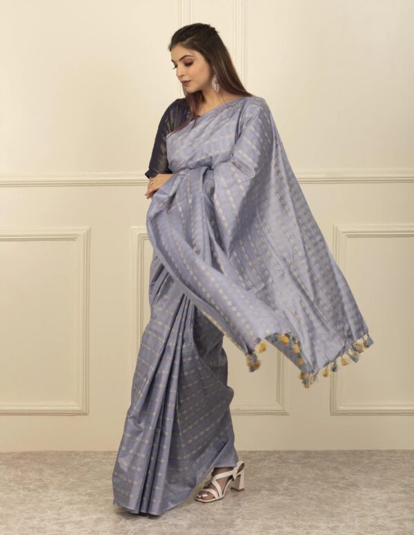 Full Body Handwoven Handloom Katan Silk Saree – A Masterpiece of Craftsmanship and Elegance - Image 9