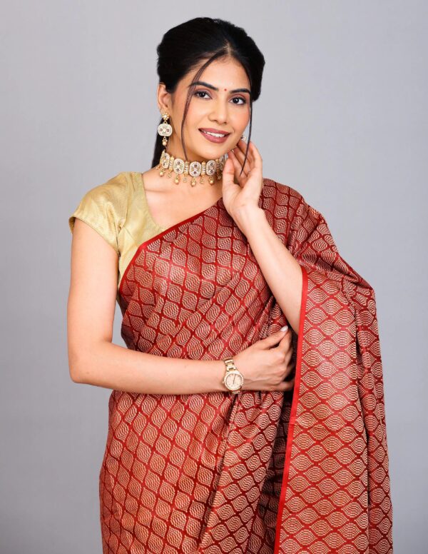 Full Body Handwoven Handloom Katan Silk Saree – A Masterpiece of Craftsmanship and Elegance